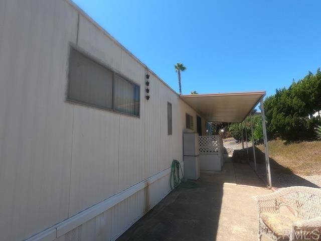 Spring Valley, CA 91977,1815 Sweetwater #22