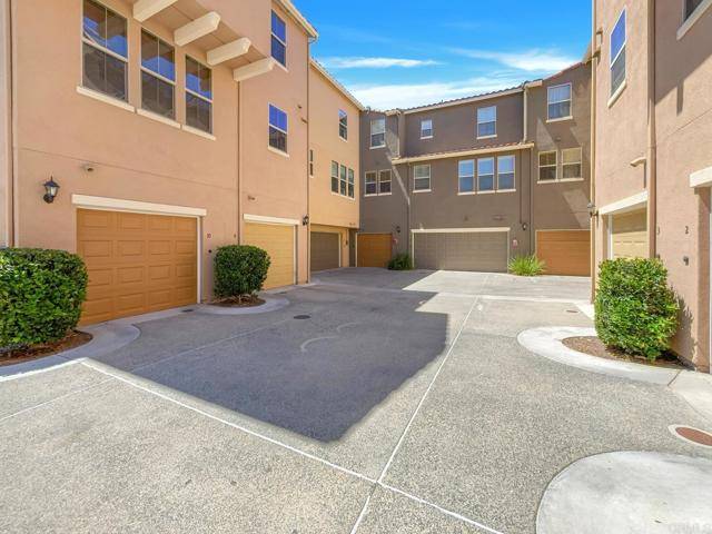 Chula Vista, CA 91913,1804 Olive Green Street #9