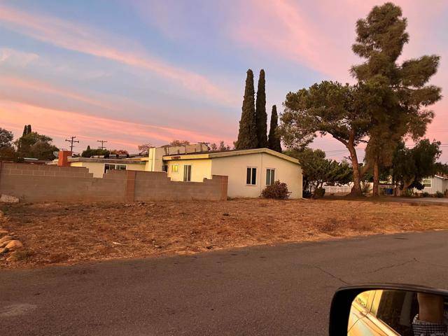 Bonita, CA 91902,3816 Avenida Palo Verde