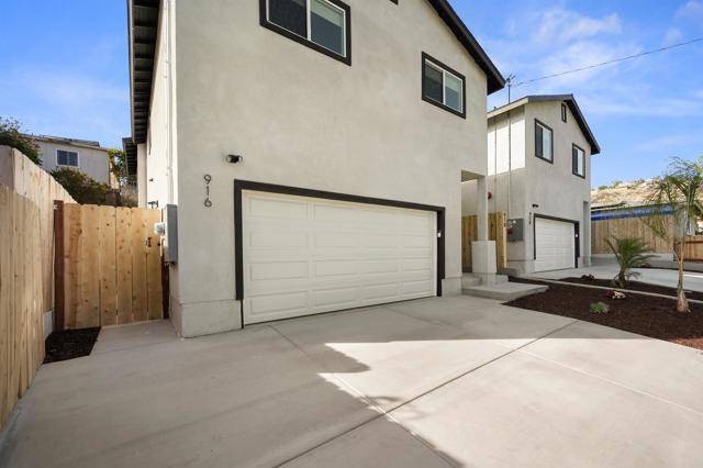 Spring Valley, CA 91977,916 Banock Street