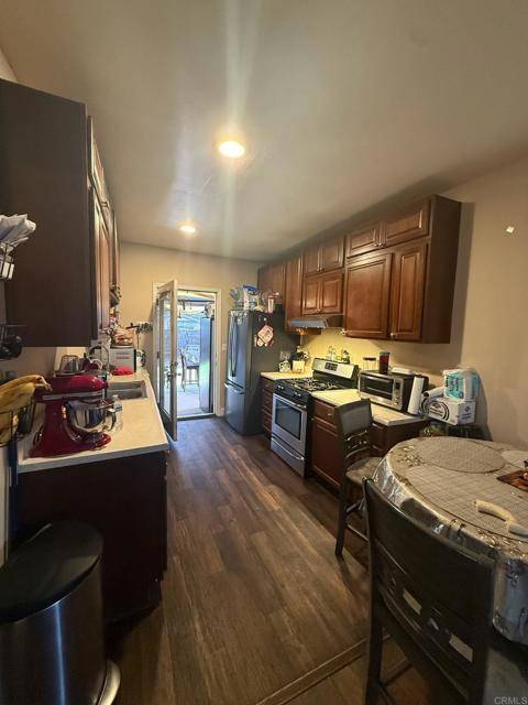 San Diego, CA 92113,304 Milbrae Street
