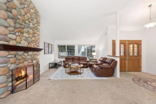 San Marcos, CA 92069,466 Via Arboles