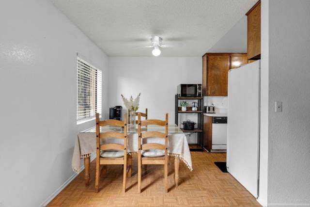 Van Nuys, CA 91405,7439 Woodman Avenue #48