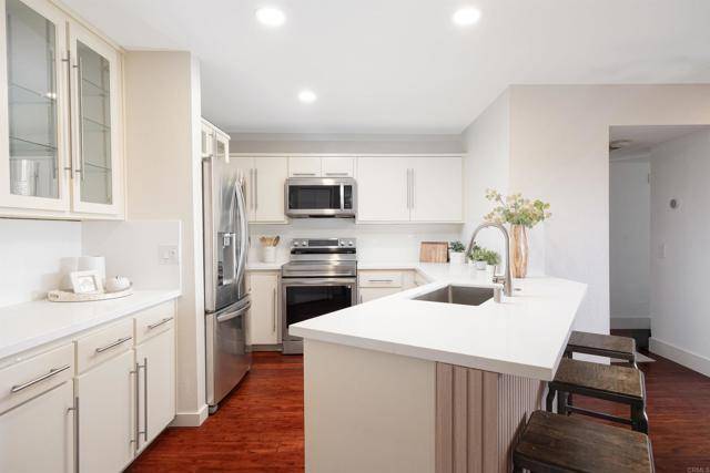 San Diego, CA 92116,4545 Arizona Street #302