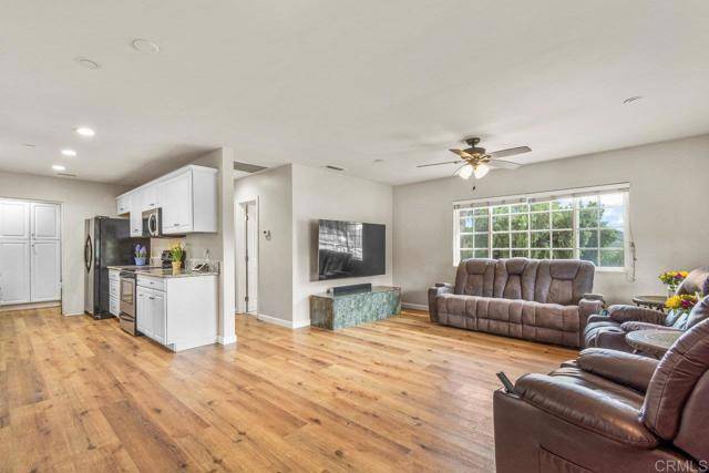 El Cajon, CA 92021,9998 Dunbar Lane