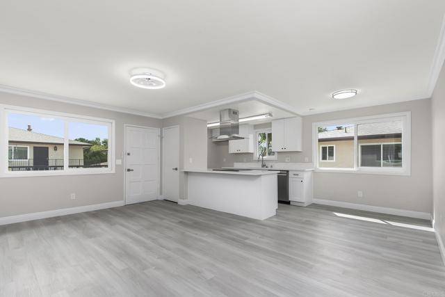 Santee, CA 92071,9857 MISSION GORGE RD #4