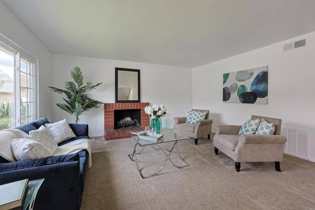 San Diego, CA 92119,8761 Robles Drive
