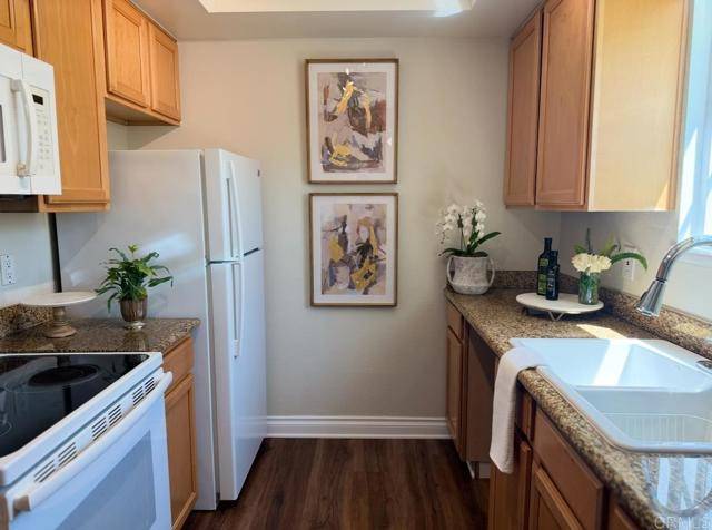 El Cajon, CA 92021,830 Broadway #29