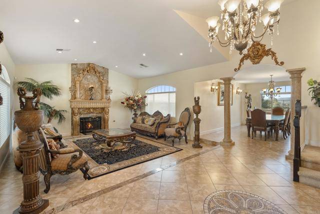 El Cajon, CA 92020,402 Avenida Abajo