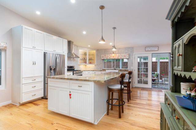 San Diego, CA 92119,6714 Bedlow Ct