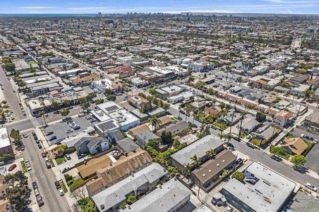 San Diego, CA 92116,4727 Felton St
