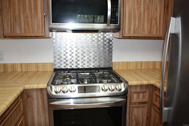 Santee, CA 92071,10250 Michala Place