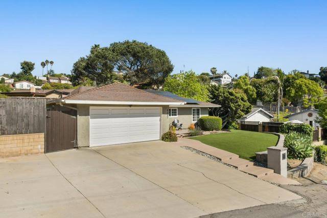 La Mesa, CA 91941,4331 Helix Canyon Drive