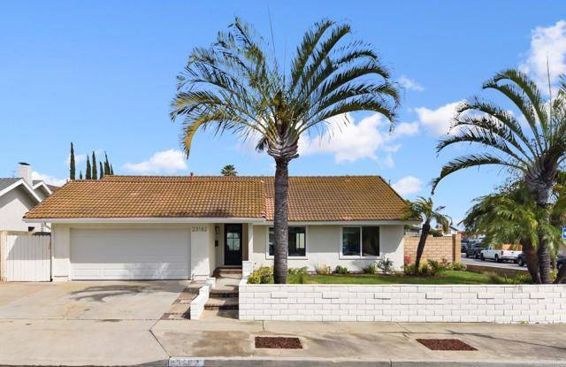 Lake Forest, CA 92630,23162 La Vaca St