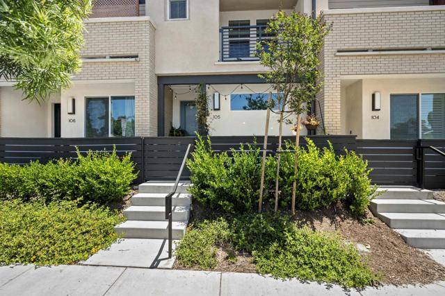 La Mesa, CA 91942,7641 University Avenue #105