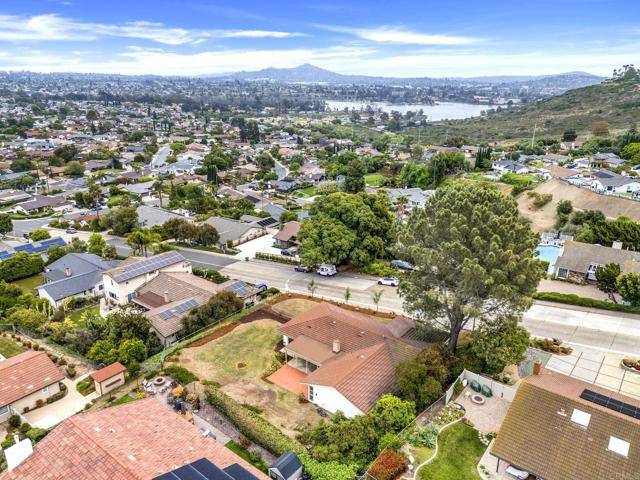 San Diego, CA 92120,6482 Wandermere Drive