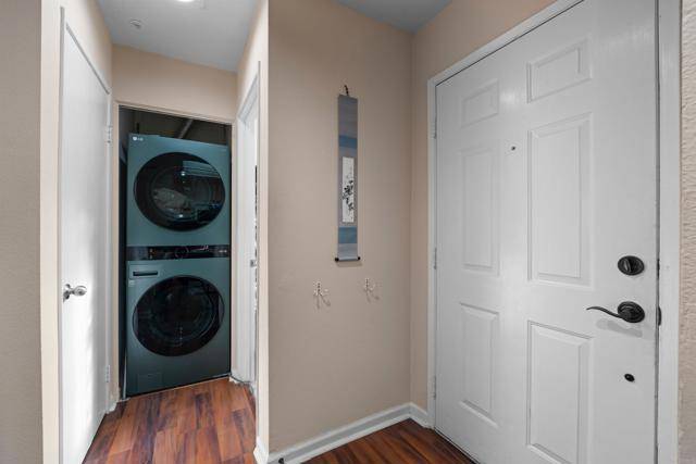 Spring Valley, CA 91977,2126 Kings View Circle