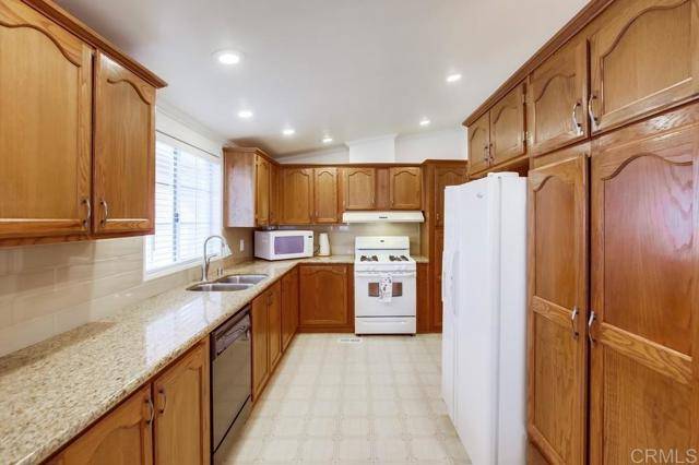 Lakeside, CA 92040,9500 Harritt Rd #290