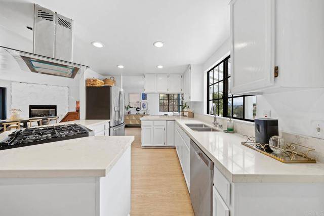Spring Valley, CA 91977,10532 Madrid Way