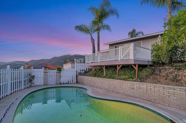 El Cajon, CA 92021,1106 Dawnridge Avenue