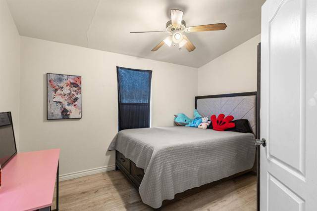 El Cajon, CA 92021,12044 Royal #121