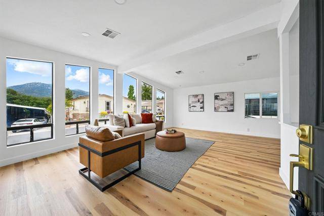 Escondido, CA 92026,8975 Lawrence Welk Drive #296