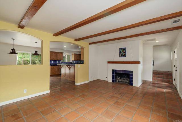 Ventura, CA 93001,398 Aliso Street