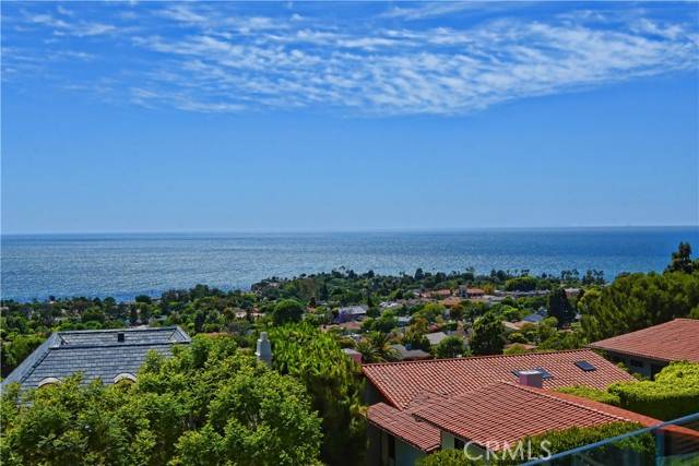 Palos Verdes Estates, CA 90274,2512 Via Olivera