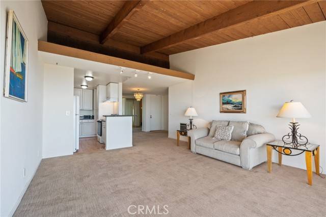 Rancho Palos Verdes, CA 90275,6542 Ocean Crest Drive #C303