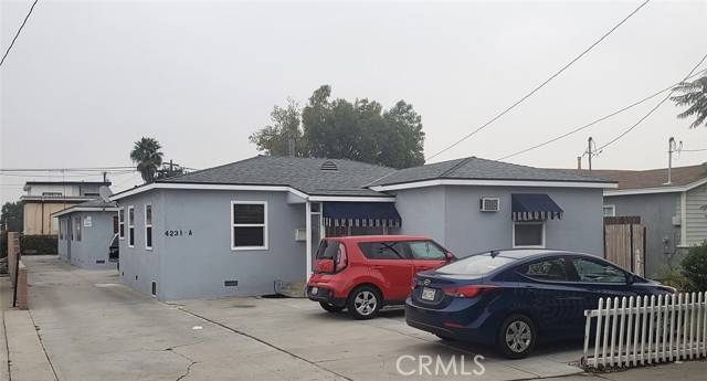 Hawthorne, CA 90250,4231 W 142nd Street