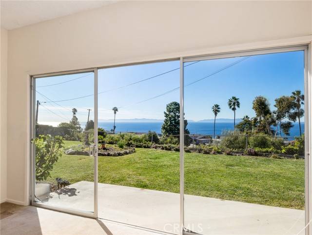 Rancho Palos Verdes, CA 90275,3914 Dauntless Drive