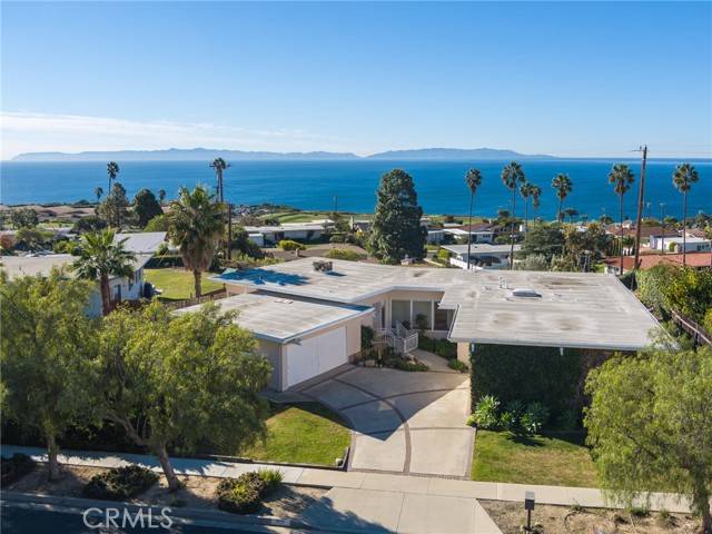 Rancho Palos Verdes, CA 90275,3914 Dauntless Drive