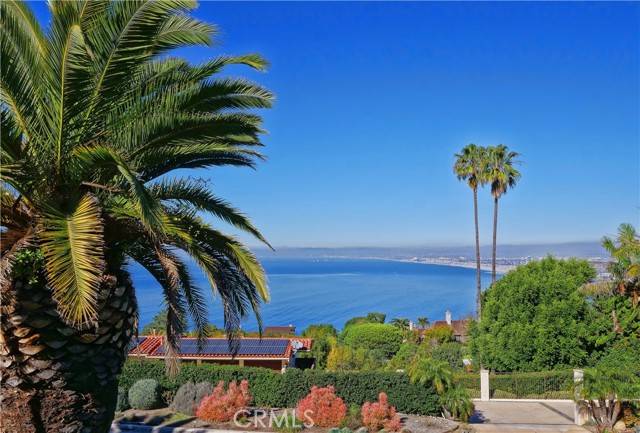 Palos Verdes Estates, CA 90274,1112 Via Mirabel