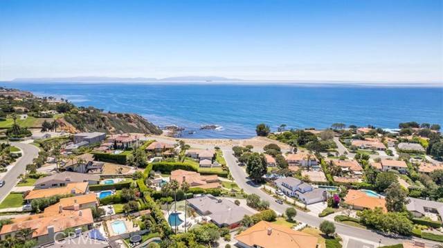 Palos Verdes Estates, CA 90274,2824 Via Neve