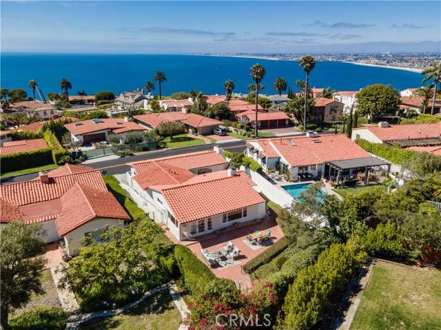 Palos Verdes Estates, CA 90274,1608 Via Montemar