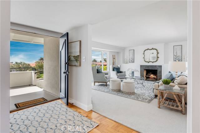 Palos Verdes Estates, CA 90274,1608 Via Montemar