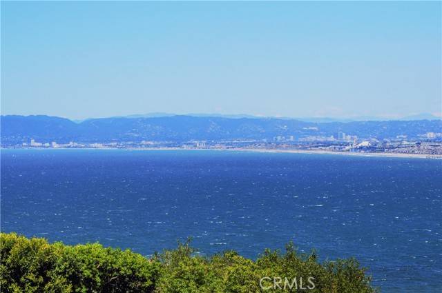 Palos Verdes Estates, CA 90274,701 Via Del Monte