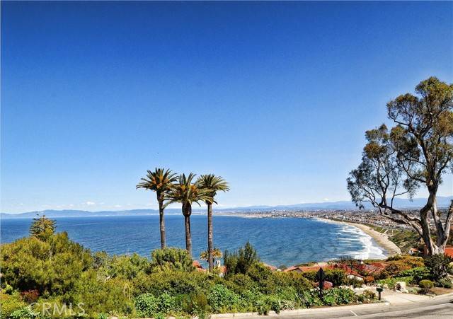 Palos Verdes Estates, CA 90274,648 Via Del Monte