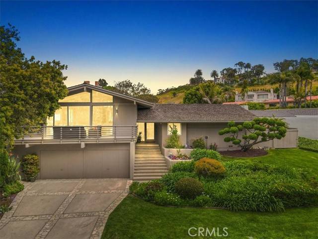 Palos Verdes Estates, CA 90274,805 Via Margate