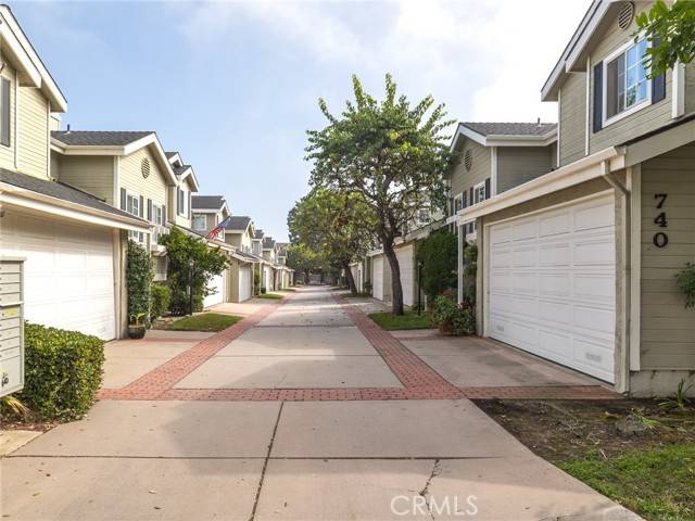 Redondo Beach, CA 90278,740 Meyer Lane #15