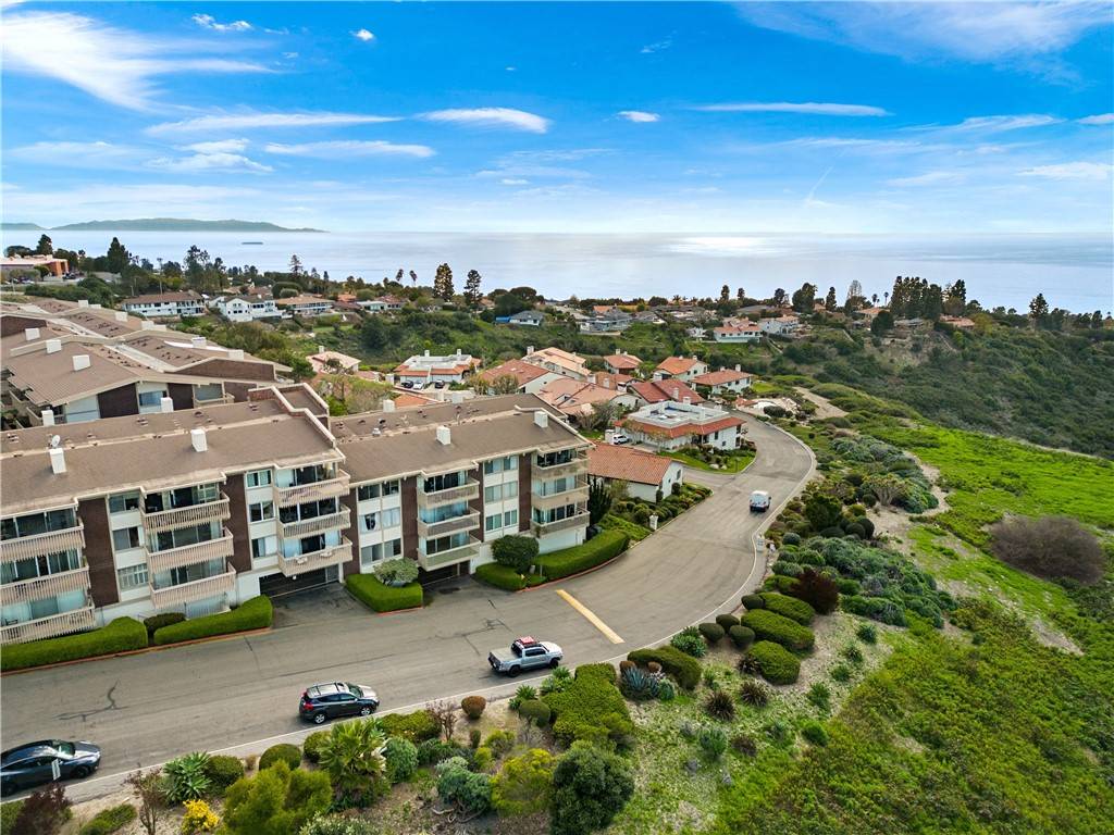 Rancho Palos Verdes, CA 90275,6542 Ocean Crest Drive #D102