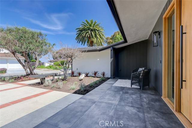 Palos Verdes Estates, CA 90274,4448 Via Pinzon