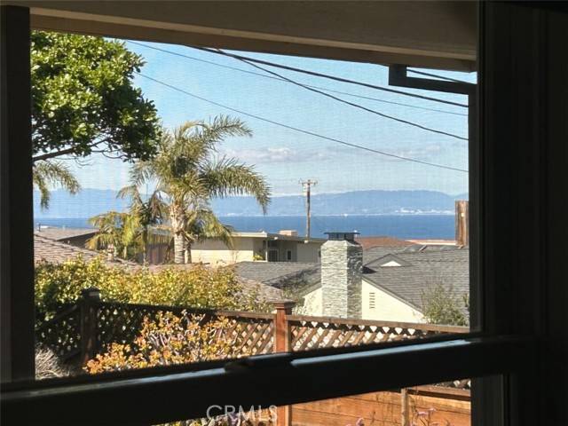 Redondo Beach, CA 90277,613 Camino De Encanto