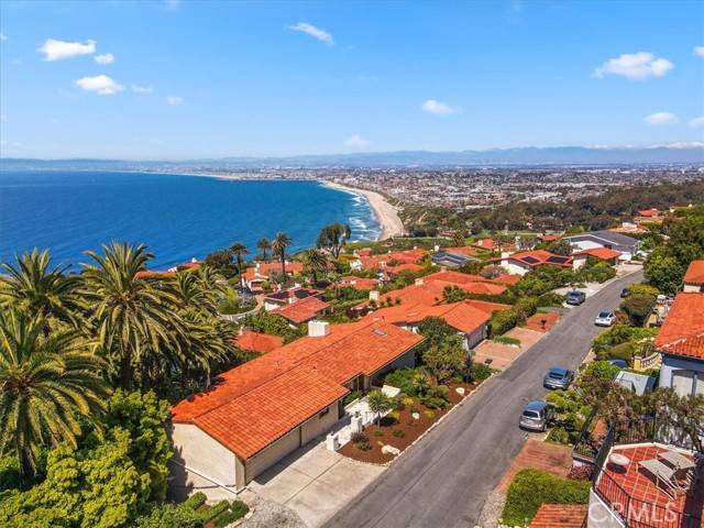 Palos Verdes Estates, CA 90274,813 Via Somonte