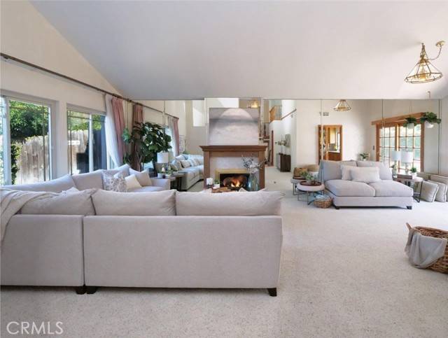 Rancho Palos Verdes, CA 90275,30406 Via Rivera