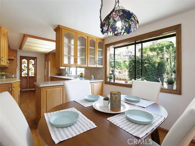 Rancho Palos Verdes, CA 90275,30406 Via Rivera