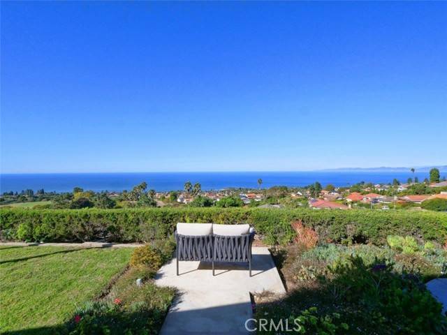 Rancho Palos Verdes, CA 90275,29121 Covecrest Drive