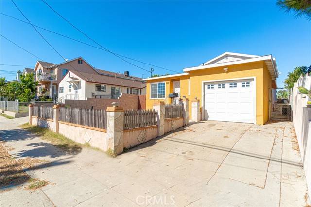 San Pedro, CA 90731,334 W Oliver Street