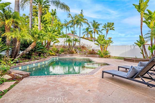 Laguna Beach, CA 92651,25 La Costa Court