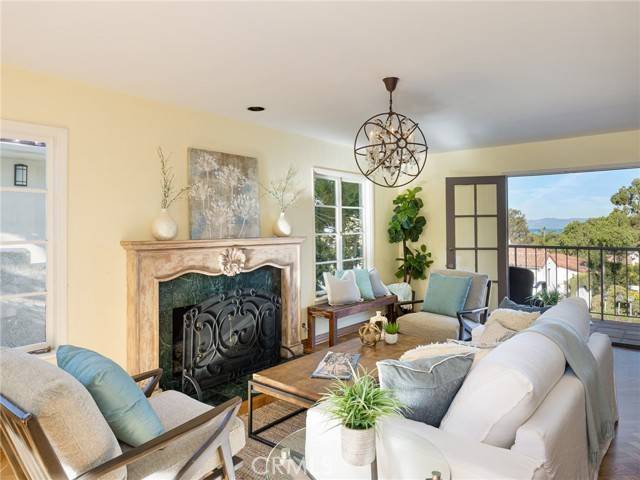 Palos Verdes Estates, CA 90274,2512 Via Pinale